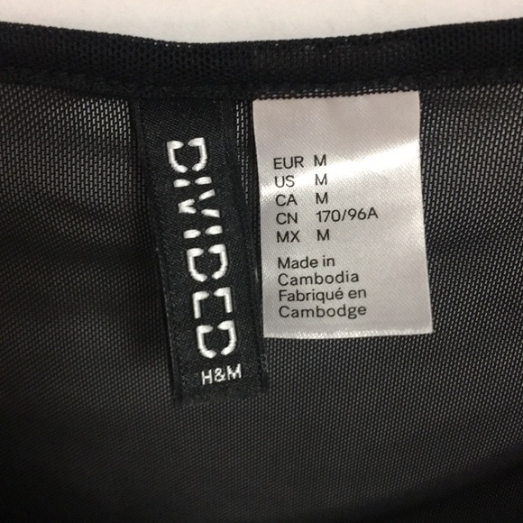 Cute sheer black top - Picture 2 of 2